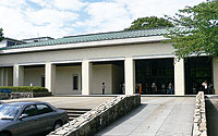 石川県立美術館